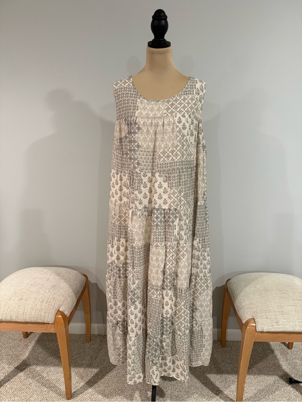 J. Jill Cream and Gray Patterned Sleeveless Maxi Dress
